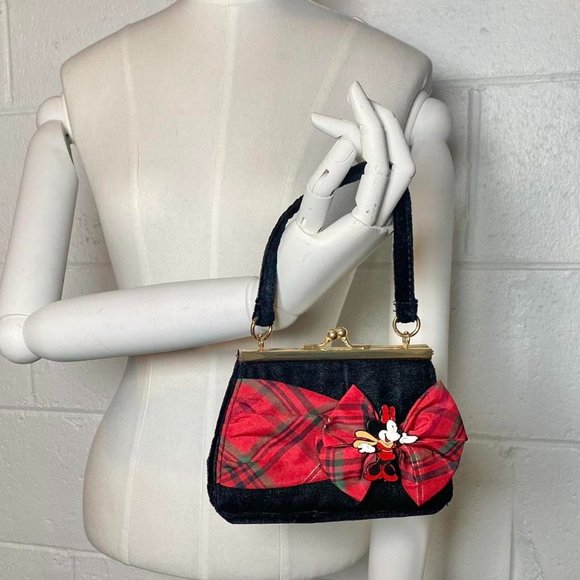 Minnie Mouse Black Velvet Bag With Pin And Bow - Picture 4 of 4